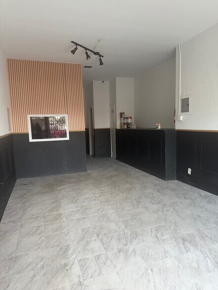 1124-1140 E Pacific Coast Hwy, Long Beach, CA à louer - Photo de l’immeuble – Image 3 sur 8