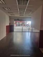 Local commercial dans Sabadell, Barcelona à louer Photo intérieure– Image 2 sur 9