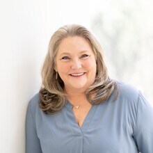 Laura Tomaszewski