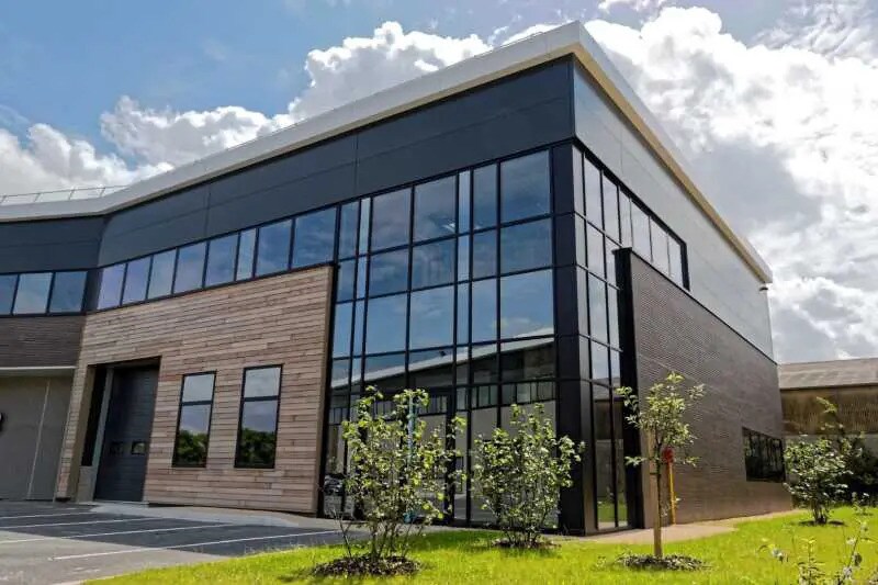 Bureau dans Sucy-en-Brie à louer Photo de l’immeuble– Image 1 sur 8