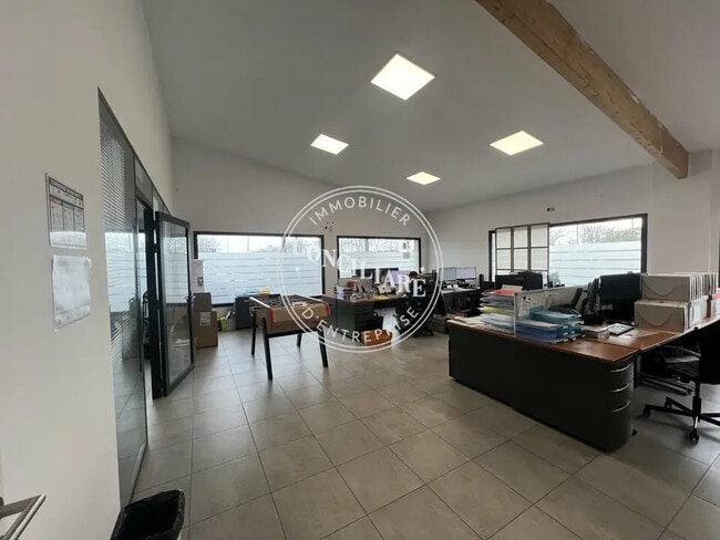 Plus de détails pour Rue Des Frères Seigneurie, Plaisance-du-Touch - Local commercial à louer