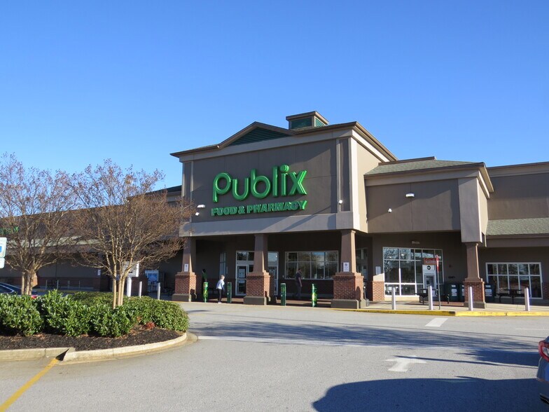 2700 Woodruff Rd, Simpsonville, SC à louer - Photo de l’immeuble – Image 2 sur 9