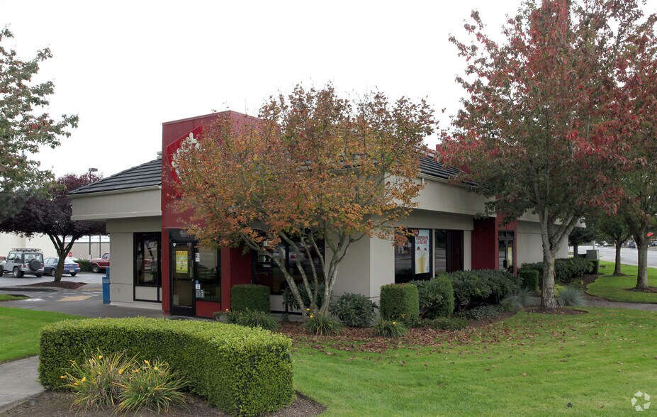 110 Trosper Rd SW, Tumwater, WA à vendre - Photo de l’immeuble – Image 1 sur 4