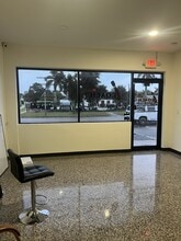 923 49th St S, Gulfport, FL à louer Photo intérieure– Image 1 sur 5