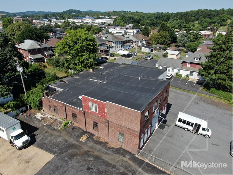 64 Morgantown Rd, Reading, PA à vendre - Photo de l’immeuble – Image 3 sur 17