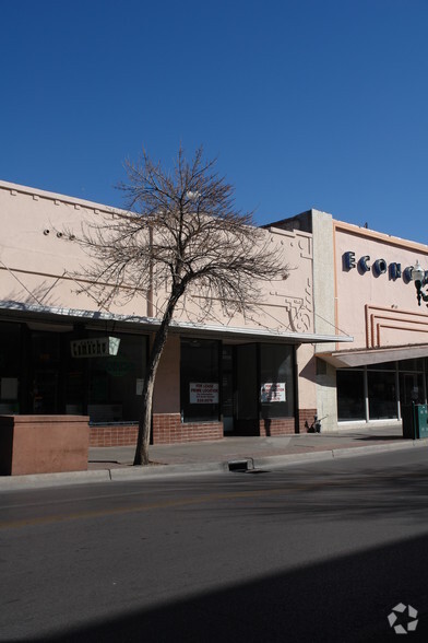 208-210 S Stanton St, El Paso, TX à louer - Photo de l’immeuble – Image 3 sur 9