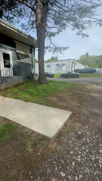 1625 Washington St, Holliston, MA à louer - Vidéo sur l’annonce professionnelle – Image 2 sur 10