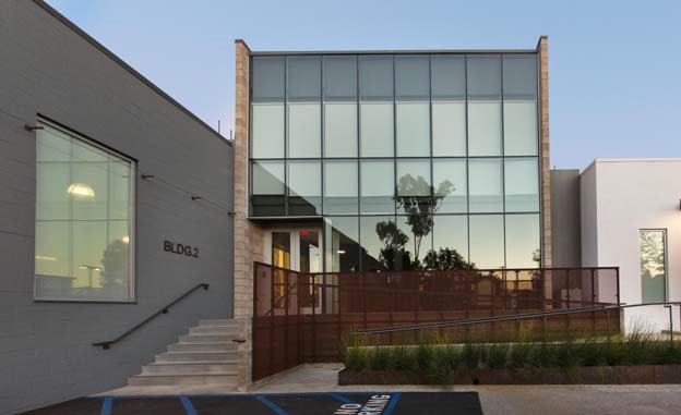 9950 Jefferson Blvd, Culver City, CA à louer - Photo de l’immeuble – Image 2 sur 33