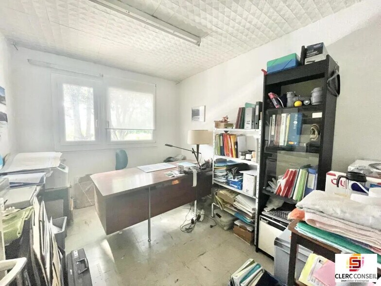 Bureau dans Sotteville-lès-Rouen à louer - Photo de l’immeuble – Image 3 sur 6