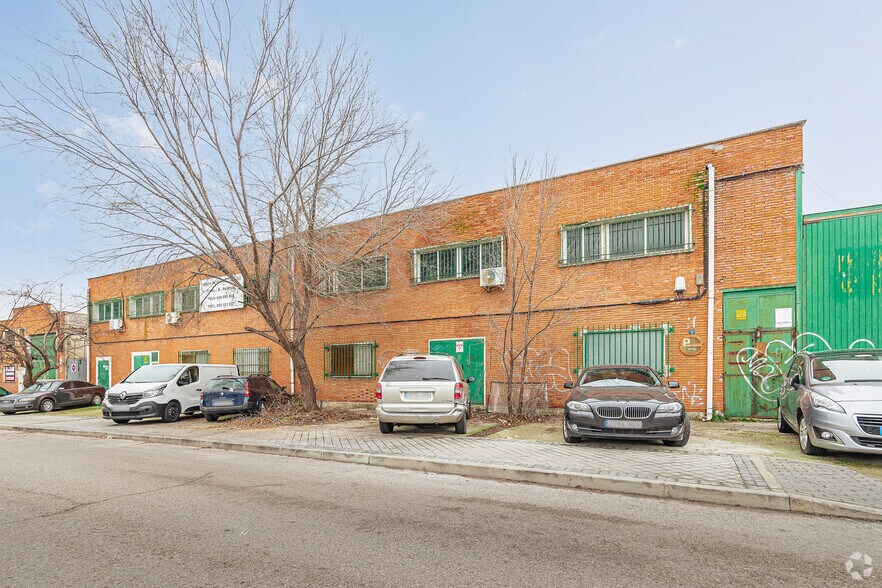 Industriel/Logistique dans Coslada, Madrid à vendre - Photo de l’immeuble – Image 3 sur 5