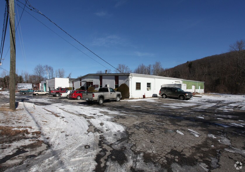 50 Thomaston Rd, Litchfield, CT à louer - Photo principale – Image 1 sur 14