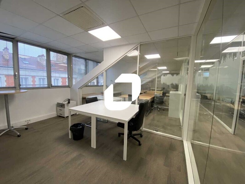 Bureau dans Saint-Ouen-sur-Seine à louer - Photo intérieure – Image 3 sur 22