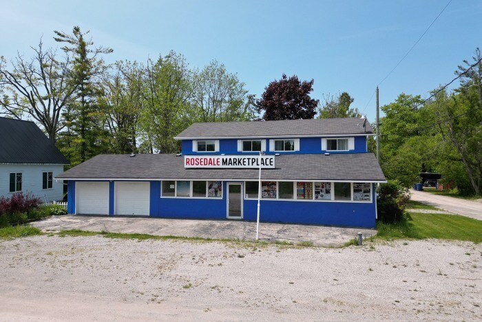 9 Bridge St, Kawartha Lakes, ON à vendre - Photo de l’immeuble – Image 2 sur 12