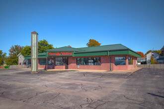509 N Main St, Monmouth, IL à louer Photo de l’immeuble– Image 1 sur 1