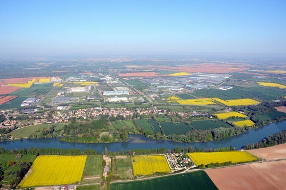 Terrain dans Saint-Vulbas à vendre Aérien– Image 1 sur 2