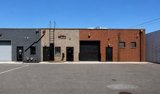 Plus de détails pour 55 St Johns Pl, Freeport, NY - Industriel/Logistique à vendre