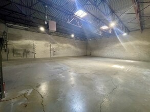 516-554 N York Rd, Bensenville, IL à louer Photo intérieure– Image 2 sur 4