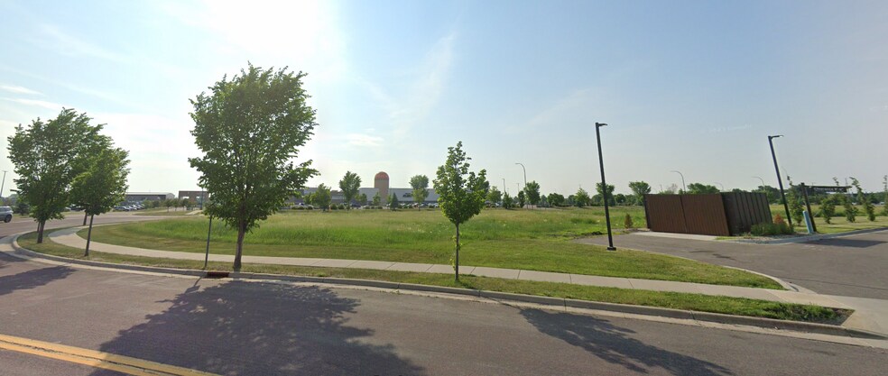 1841 Premier Dr, Mankato, MN à vendre - Photo de l’immeuble – Image 2 sur 5
