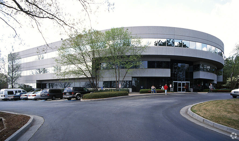 601 Professional Dr, Lawrenceville, GA à louer - Photo de l’immeuble – Image 2 sur 11