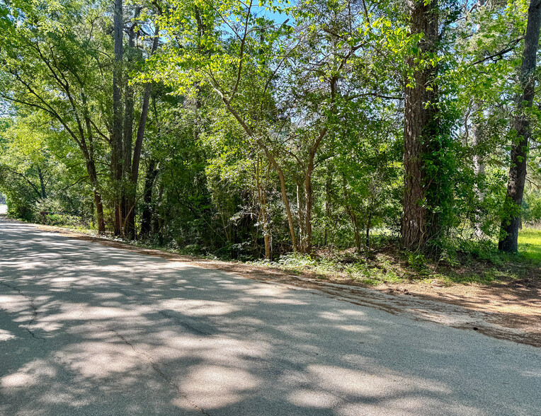 Old Houston Road, Huntsville, TX à vendre - Photo de l’immeuble – Image 3 sur 12