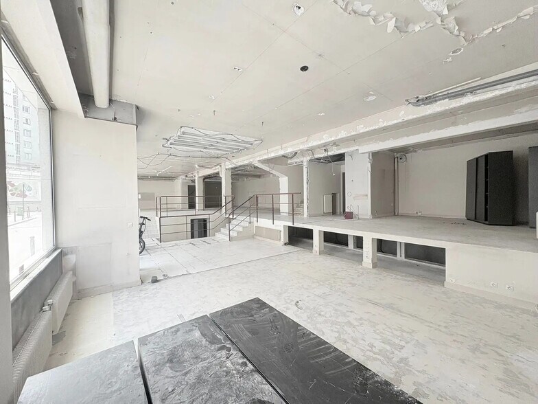 17 Rue Bessières, Paris à vendre - Photo intérieure – Image 2 sur 7