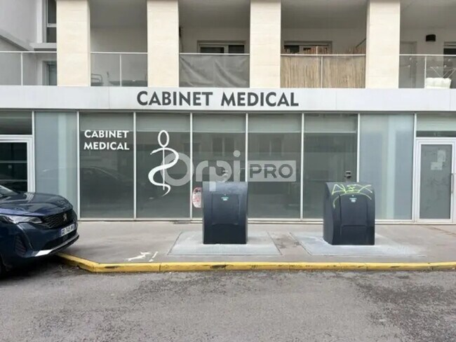 Plus de détails pour Médical à louer
