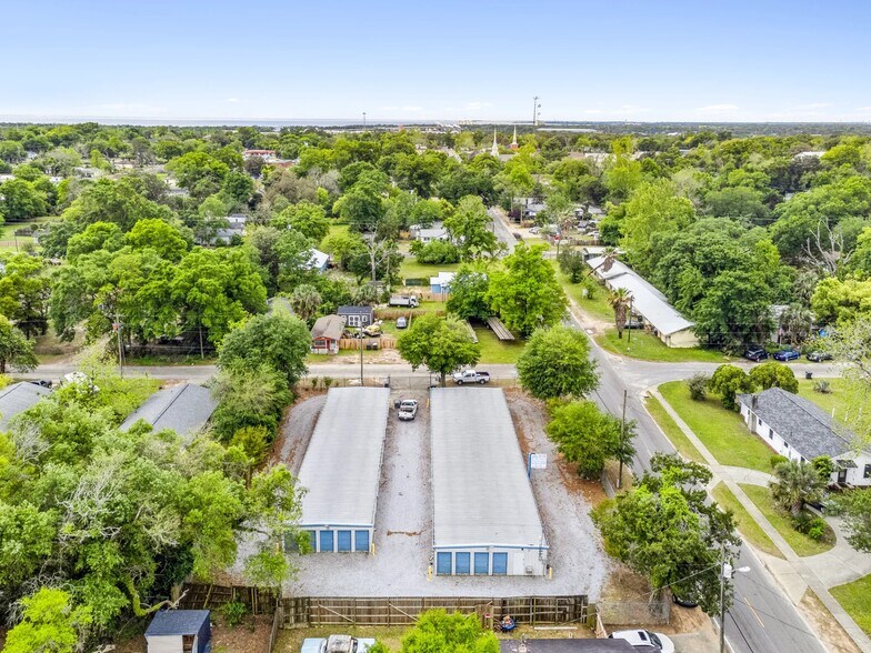 1304 N T St, Pensacola, FL à vendre - Photo principale – Image 1 sur 9