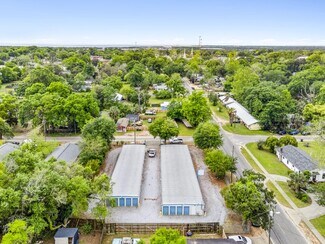 Plus de détails pour 1304 N T St, Pensacola, FL - Spécialisé à vendre
