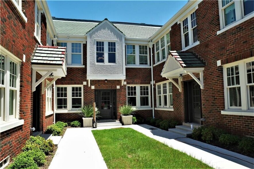 2837 Hemphill St, Fort Worth, TX à vendre - Photo de l’immeuble – Image 3 sur 33