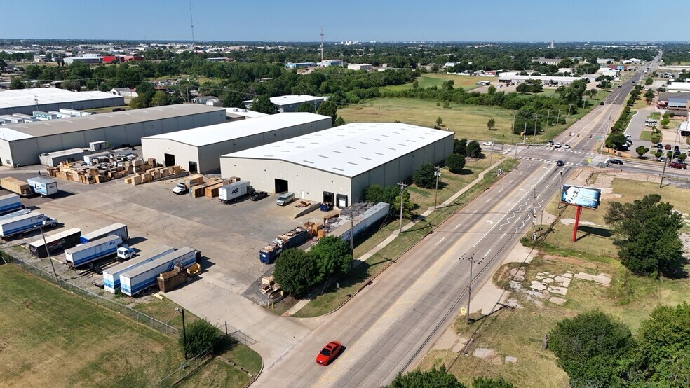 1700 S Eastern Ave, Oklahoma City, OK à louer - Photo de l’immeuble – Image 2 sur 3
