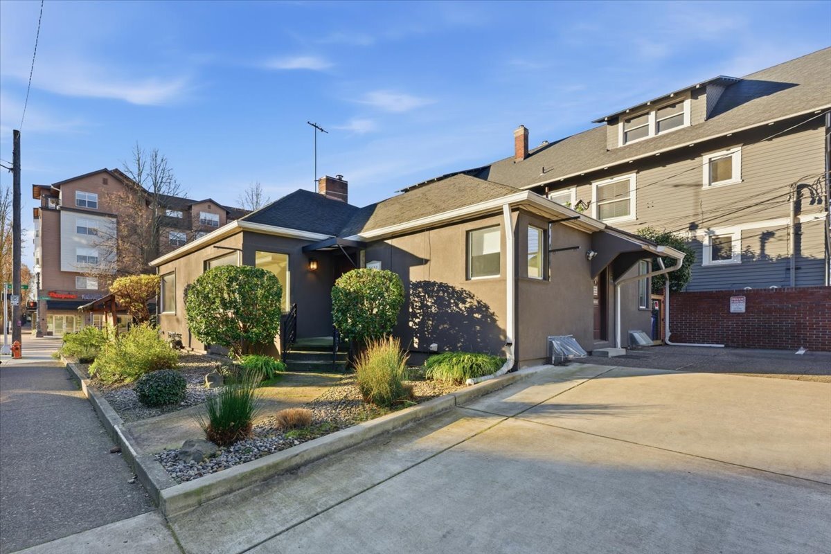 1607-1611 NE 16th Ave, Portland, OR à louer Photo principale– Image 1 sur 27