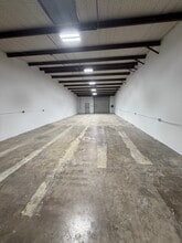 1663 Hickory Dr, Haltom City, TX à louer Photo intérieure– Image 2 sur 7