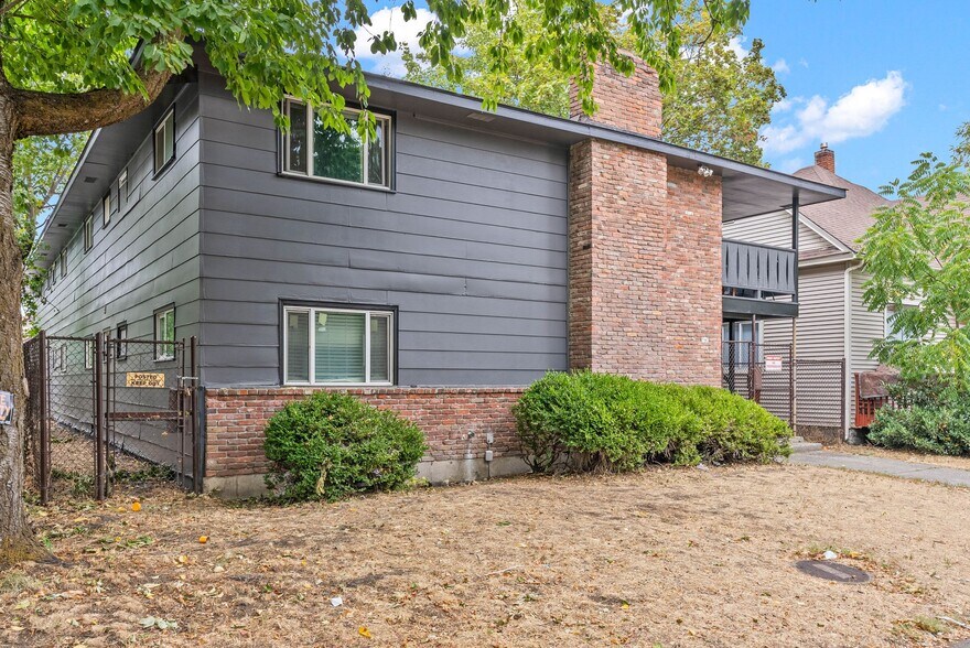 943 E Augusta Ave, Spokane, WA à vendre - Photo de l’immeuble – Image 3 sur 9