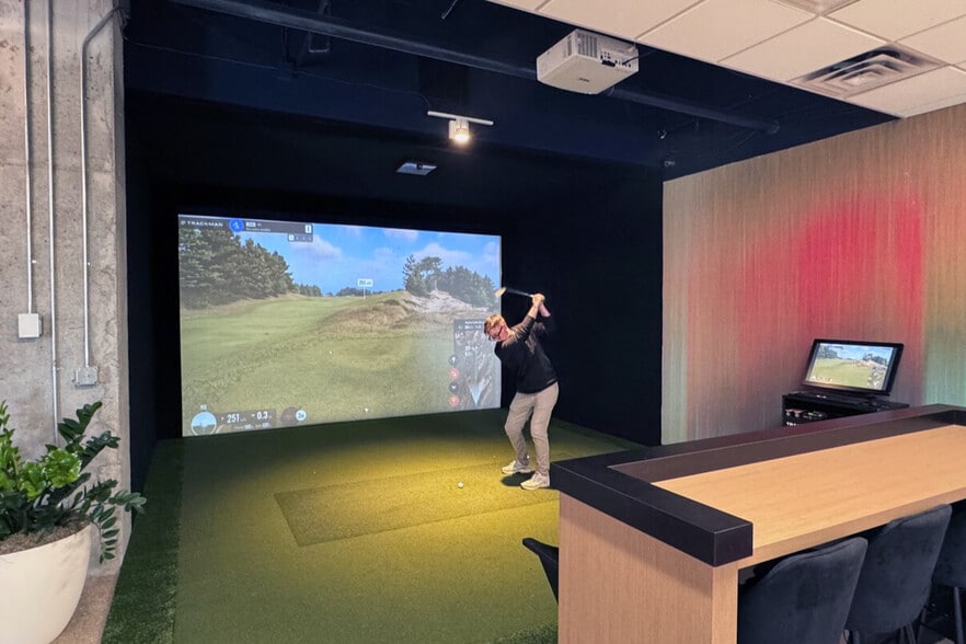 10050 Crosstown Cir, Eden Prairie, MN à louer - Photo intérieure – Image 3 sur 13