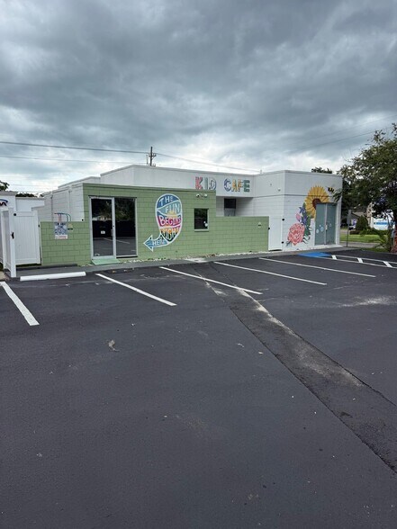 2947 S Florida Ave, Lakeland, FL à louer - Photo de l’immeuble – Image 2 sur 11