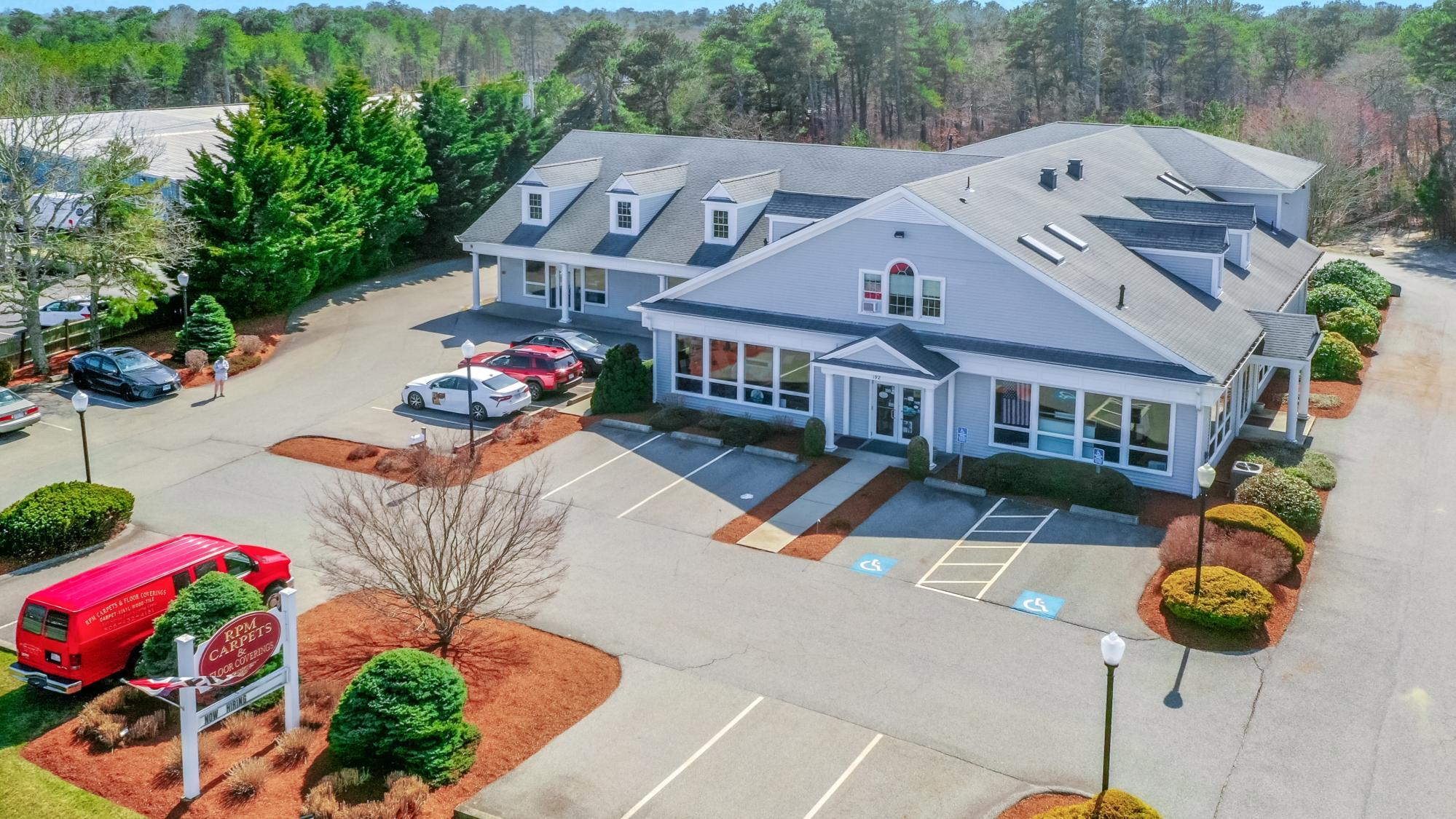 192 Route 137, Harwich, MA à vendre Photo de l’immeuble– Image 1 sur 3