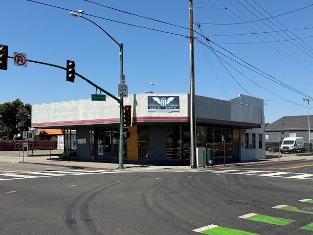 1825 Park St, Alameda, CA à vendre - Photo de l’immeuble – Image 1 sur 9
