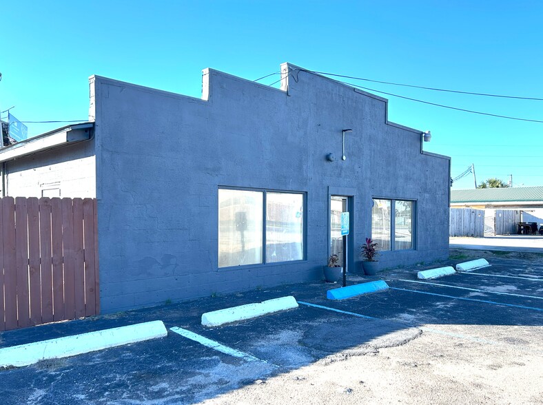 317 S Old Corry Field Rd, Pensacola, FL à vendre - Photo de l’immeuble – Image 3 sur 6