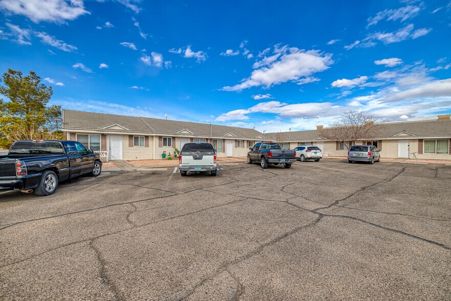 31 Unit Multifamily Package portefeuille de 3 biens à vendre sur LoopNet.fr - Photo de l’immeuble – Image 2 sur 15