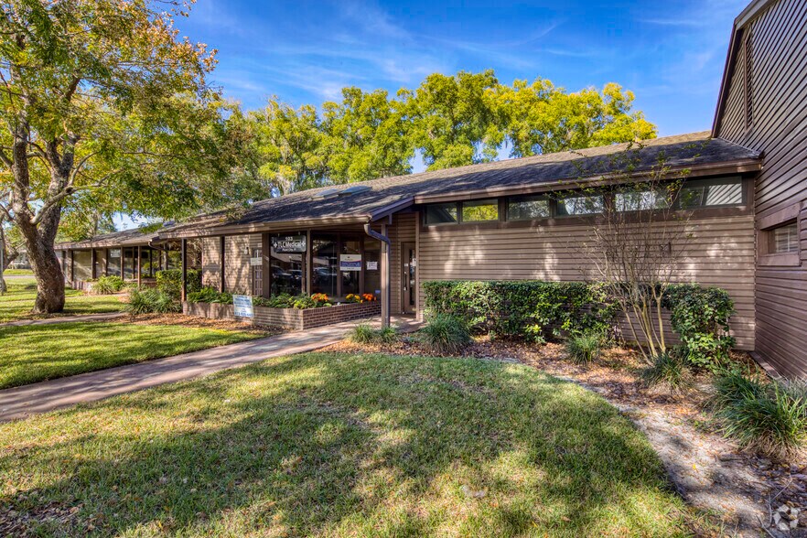 101-110 Southern Oaks Dr & Thonotosassa Rd & Baker St, Plant City, FL à louer - Photo de l’immeuble – Image 3 sur 7