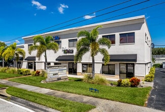 Plus de détails pour 3831 Tyrone Blvd N, Saint Petersburg, FL - Local commercial à louer