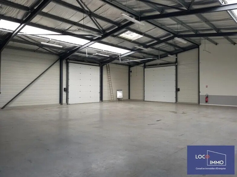 Industriel/Logistique dans Escource à vendre - Photo de l’immeuble – Image 2 sur 14