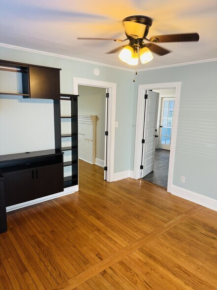 202 W Chatham St, Apex, NC à vendre - Photo de l’immeuble – Image 3 sur 17