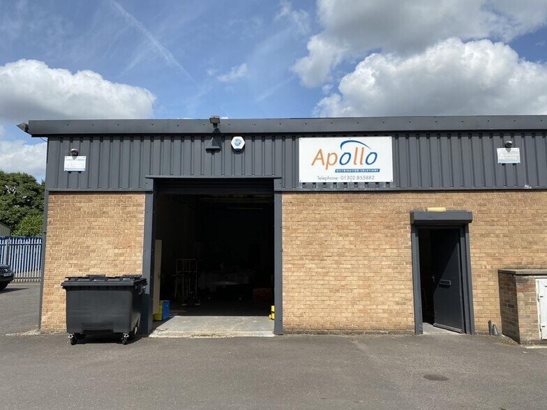 Gunhills Ln, Doncaster à louer - Photo de l’immeuble – Image 1 sur 6