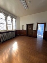 5359 Lebanon Ave, Philadelphia, PA à louer Photo intérieure– Image 2 sur 8