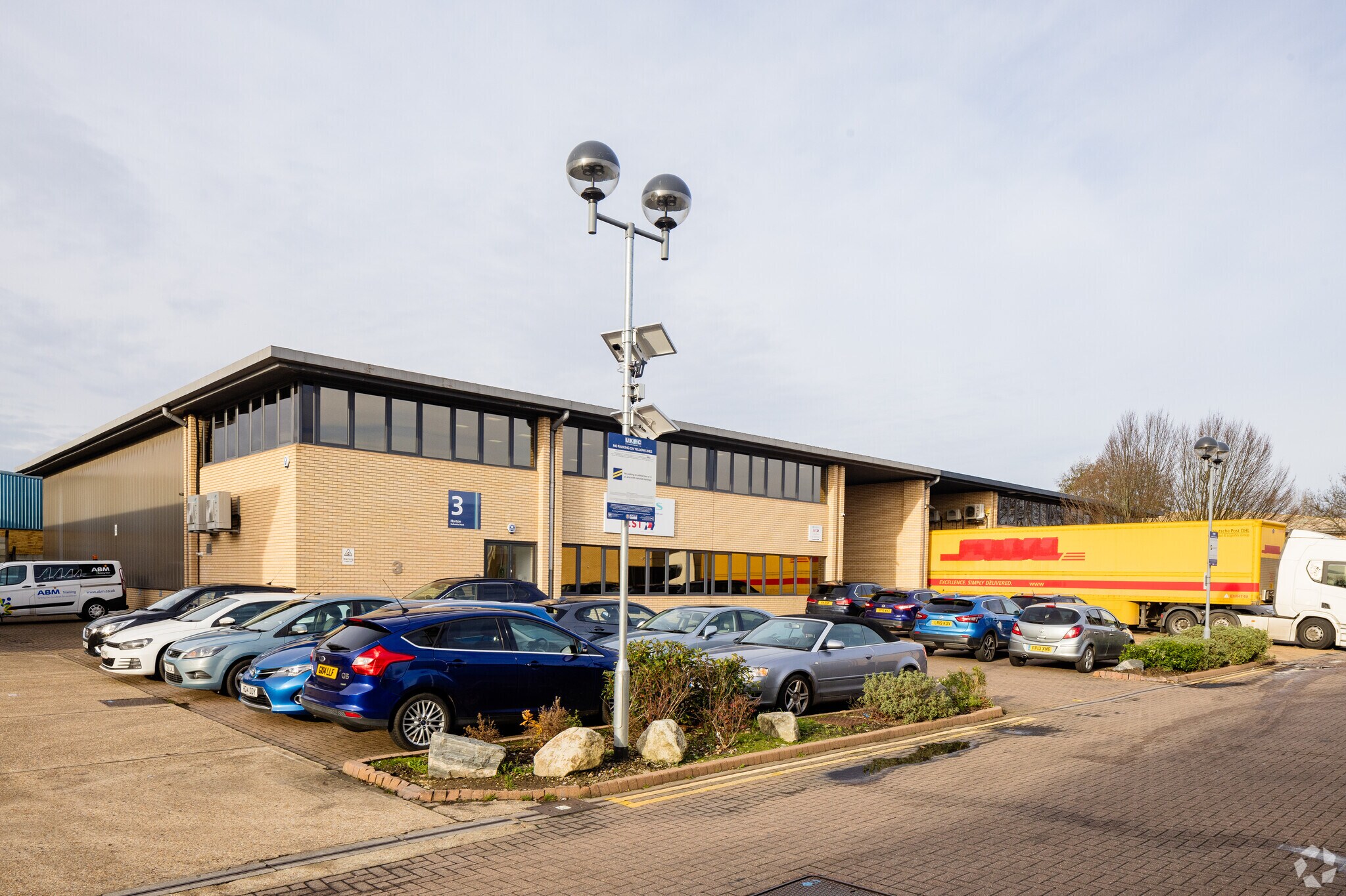 Horton Rd, West Drayton à louer Photo principale– Image 1 sur 12