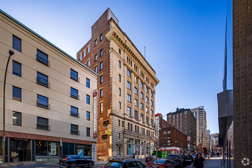 1220-1224 Rue Sainte-Catherine O, Montréal, QC à louer - Photo de l’immeuble – Image 2 sur 2