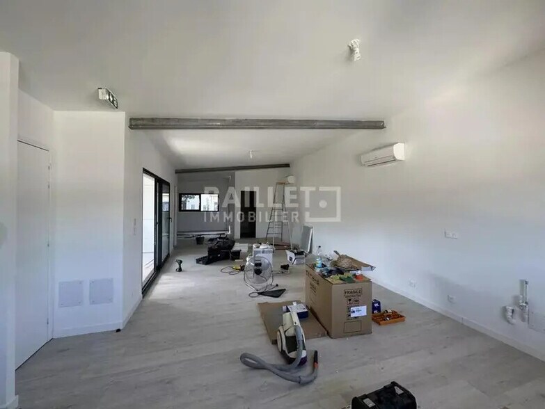 Bureau dans Mougins à louer - Photo intérieure – Image 2 sur 8