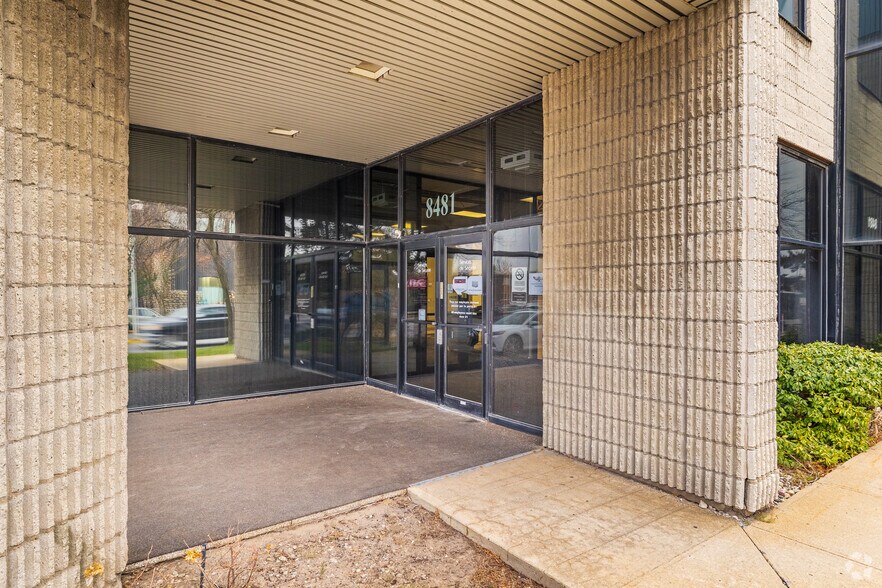 8471 Boul Langelier, Montréal, QC à louer - Photo de l’immeuble – Image 2 sur 3