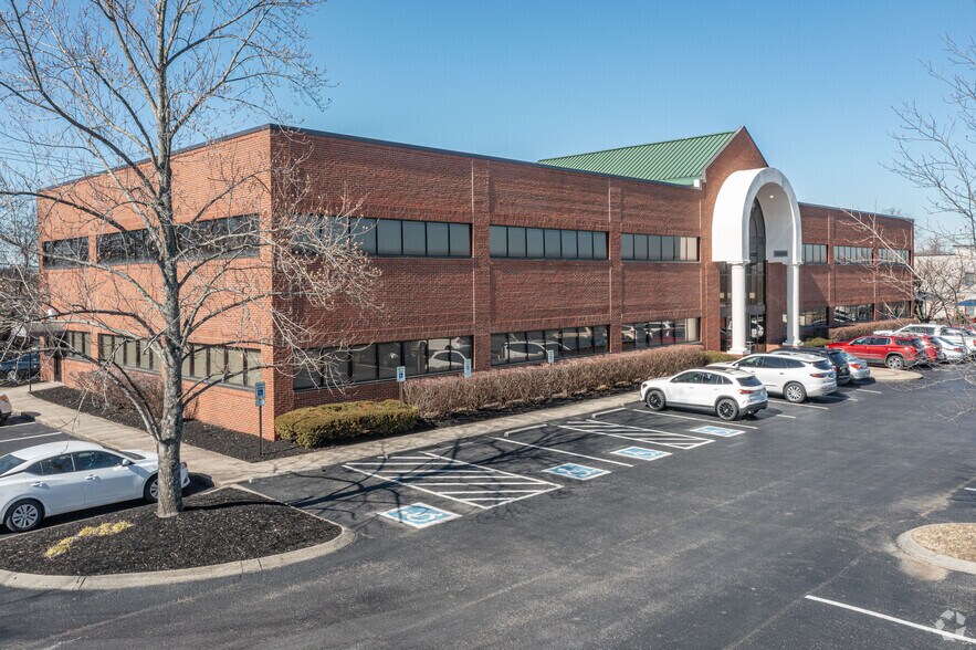 131 Indian Lake Blvd, Hendersonville, TN à louer - Photo de l’immeuble – Image 1 sur 5